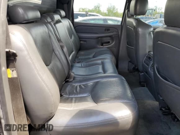✅ 2007 Chevrolet Silverado 2500HD LT3 • VIN: 1GCHK23D87F175692 • Lot: 55225575. Listed on Copart with 186,011 mi. Free auction sales archive from the USA and detailed vehicle history report at DreamBid. Image 10.
