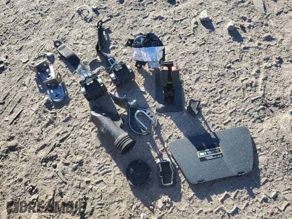 ✅ 2006 MINI Hardtop S • VIN: WMWRE33546TN27125 • Lot: 86867345. Listed on Copart with 122,421 mi. Free auction sales archive from the USA and detailed vehicle history report at DreamBid. Image 12.