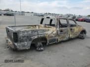 ✅ 2004 Chevrolet Silverado 2500HD LS • VIN: 1GCHK23U14F178073 • Lot: 81078715. Wystawiony na Copart z przebiegiem Nie podano. Bezpłatny archiwum sprzedaży aukcyjnych z USA i szczegółowy raport historii pojazdu na DreamBid. Zdjęcie 3.