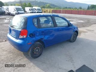 ✅ 2008 Chevrolet Aveo LS • VIN: KL1TD66618B135656 • Lot: 42989006. Wystawiony na IAAI z przebiegiem 104 246 mil. Bezpłatny archiwum sprzedaży aukcyjnych z USA i szczegółowy raport historii pojazdu na DreamBid. Zdjęcie 4.