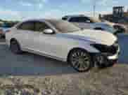 2015 Hyundai Genesis 3.8L z VIN KMHGN4JE9FU081532, wystawiony jako Copart lot #76014294 z przebiegiem 158 347 mil mil oraz Szkoda całkowita • Salvage title. Historia ofert i sprzedaży dostępna na DreamBid. Obrazek 4.