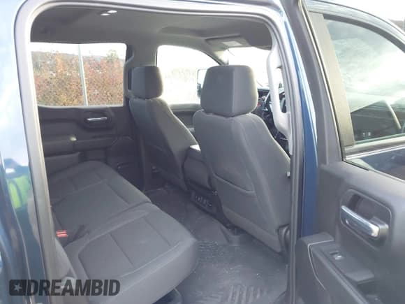 ✅ 2022 Chevrolet Silverado 1500 LT • VIN: 1GCUYDET4NZ175830 • Lot: 43666535. Listed on IAAI with 45,769 mi. Free auction sales archive from the USA and detailed vehicle history report at DreamBid. Image 8.