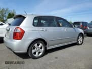 ✅ 2008 Kia Spectra • VIN: KNAFE161185017502 • Lot: 55814855. Wystawiony na Copart z przebiegiem 170 938 mil. Bezpłatny archiwum sprzedaży aukcyjnych z USA i szczegółowy raport historii pojazdu na DreamBid. Zdjęcie 3.