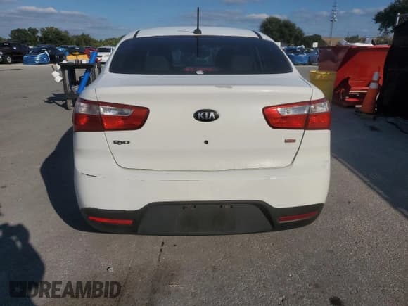 ✅ 2015 Kia Rio LX • VIN: KNADM4A30F6437103 • Lot: 90350255. Listed on Copart with 171,945 mi. Free auction sales archive from the USA and detailed vehicle history report at DreamBid. Image 6.