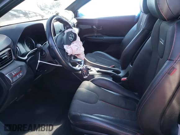 2020 Hyundai Veloster Premium с VIN KMHTG6AF6LU030076, выставлен на аукционе Copart как лот 48789745 с пробегом 92 848 миль миль и Списание • Salvage title. История ставок и продаж доступна на DreamBid. Изображение 7.