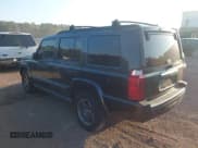 ✅ 2006 Jeep Commander • VIN: 1J8HG48K36C188153 • Lot: 43131702. Wystawiony na IAAI z przebiegiem 161 827 mil. Bezpłatny archiwum sprzedaży aukcyjnych z USA i szczegółowy raport historii pojazdu na DreamBid. Zdjęcie 3.