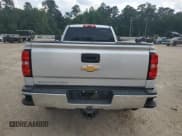✅ 2017 Chevrolet Silverado 2500HD Work Truck • VIN: 1GC0CUEGXHZ223836 • Lot: 59550025. Wystawiony na Copart z przebiegiem 78 322 mil. Bezpłatny archiwum sprzedaży aukcyjnych z USA i szczegółowy raport historii pojazdu na DreamBid. Zdjęcie 6.