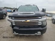 ✅ 2020 Chevrolet Silverado 2500HD High Country • VIN: 1GC4YREY0LF313628 • Лот: 82348425. Опубликован ранее на Copart с пробегом 84 165 миль. Бесплатный доступ к архиву аукционных продаж из США и подробный отчёт об истории автомобиля на DreamBid. Изображение 5.
