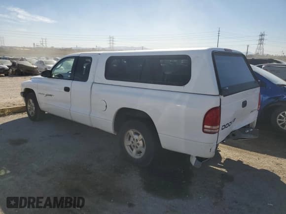 ✅ 2001 Dodge Dakota • VIN: 1B7GL22X41S130350 • Lot: 85788344. Wystawiony na Copart z przebiegiem 235 825 mil. Bezpłatny archiwum sprzedaży aukcyjnych z USA i szczegółowy raport historii pojazdu na DreamBid. Zdjęcie 2.