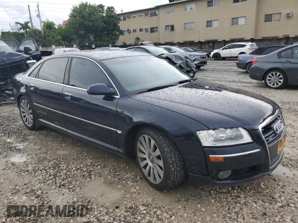 ✅ 2007 Audi A8 4.2L • VIN: WAUMV44E67N004015 • Лот: 68676534. Опубликован ранее на Copart с пробегом 118 112 миль. Бесплатный доступ к архиву аукционных продаж из США и подробный отчёт об истории автомобиля на DreamBid. Изображение 4.