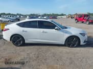 ✅ 2025 Acura Integra Technology • VIN: 19UDE4H68SA010017 • Lot: 42324036. Wystawiony na IAAI z przebiegiem 7 556 mil. Bezpłatny archiwum sprzedaży aukcyjnych z USA i szczegółowy raport historii pojazdu na DreamBid. Zdjęcie 13.