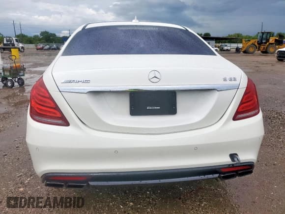 ✅ 2017 Mercedes-Benz S 63 AMG • VIN: WDDUG7JB7HA305576 • Lot: 63617845. Listed on Copart with 66,375 mi. Free auction sales archive from the USA and detailed vehicle history report at DreamBid. Image 6.