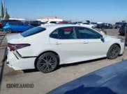 ✅ 2022 Toyota Camry SE • VIN: 4T1G11AK4NU033533 • Lot: 43401330. Listed on IAAI with 45,844 mi. Free auction sales archive from the USA and detailed vehicle history report at DreamBid. Image 13.