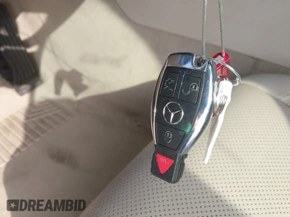 ✅ 2014 Mercedes-Benz E 350 • VIN: WDDKK5KF0EF236949 • Лот: 42707516. Опубликован ранее на IAAI с пробегом 94 842 миль. Бесплатный доступ к архиву аукционных продаж из США и подробный отчёт об истории автомобиля на DreamBid. Изображение 11.