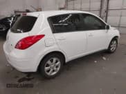 ✅ 2008 Nissan Versa S • VIN: 3N1BC13E68L390147 • Лот: 43663205. Опубликован ранее на IAAI с пробегом 91 637 миль. Бесплатный доступ к архиву аукционных продаж из США и подробный отчёт об истории автомобиля на DreamBid. Изображение 4.