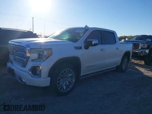 ✅ 2019 GMC Sierra 1500 Denali • VIN: 1GTU9FEL0KZ269773 • Лот: 43403817. Опубликован ранее на IAAI с пробегом 98 010 миль. Бесплатный доступ к архиву аукционных продаж из США и подробный отчёт об истории автомобиля на DreamBid. Изображение 2.