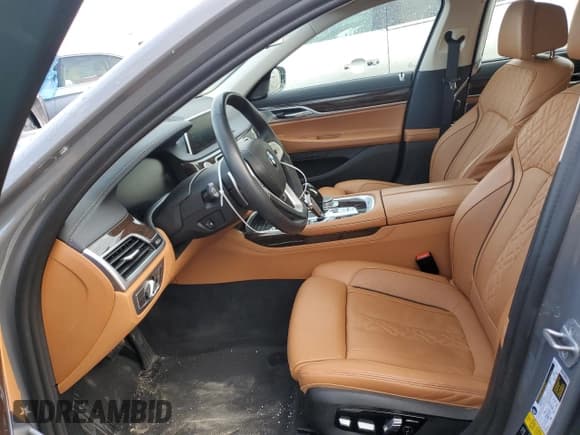 ✅ 2022 BMW 7 Series 740i xDrive • VIN: WBA7T4C04NCH30881 • Lot: 41772165. Listed on Copart with 23,874 mi. Free auction sales archive from the USA and detailed vehicle history report at DreamBid. Image 7.