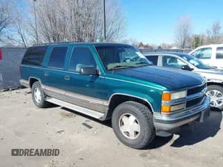 1997 Chevrolet Suburban with VIN 3GNFK16R9VG184722, listed as a IAAI auction lot 41662635 with 176,652 mi miles and . Bid and sale history available at DreamBid. Image 1.