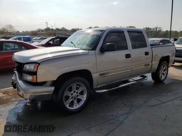 ✅ 2006 Chevrolet Silverado 1500 LT1 • VIN: 2GCEK13T961130173 • Lot: 69500414. Wystawiony na Copart z przebiegiem 195 532 mil mil. Skorzystaj z bezpłatnego archiwum sprzedaży aukcyjnych z USA i zobacz szczegółowy raport historii pojazdu na DreamBid. Zdjęcie 1.