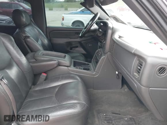 ✅ 2006 Chevrolet Silverado 1500 LT1 • VIN: 2GCEK13T161219462 • Лот: 42331445. Опубликован ранее на IAAI с пробегом 283 442 миль. Бесплатный доступ к архиву аукционных продаж из США и подробный отчёт об истории автомобиля на DreamBid. Изображение 5.