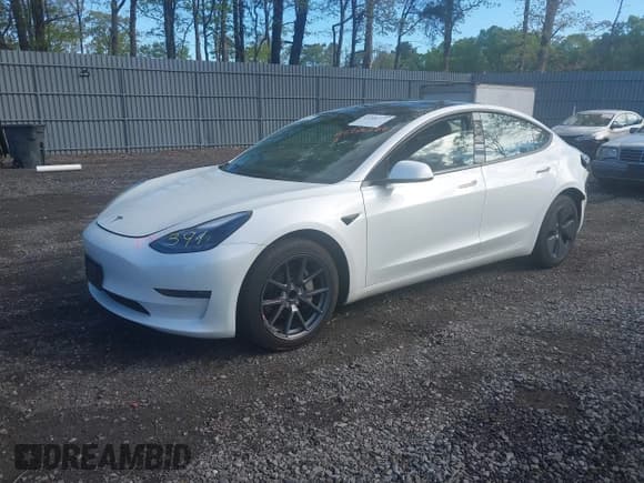 ✅ 2023 Tesla Model 3 • VIN: 5YJ3E1EA9PF576610 • Lot: 42206777. Listed on IAAI with 21,658 mi. Free auction sales archive from the USA and detailed vehicle history report at DreamBid. Image 19.