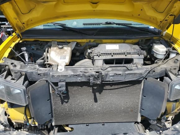 ✅ 2021 Chevrolet Express Cargo • VIN: 1GCWGAFP5M1174873 • Lot: 65430575. Wystawiony na Copart z przebiegiem 201 014 mil. Bezpłatny archiwum sprzedaży aukcyjnych z USA i szczegółowy raport historii pojazdu na DreamBid. Zdjęcie 11.