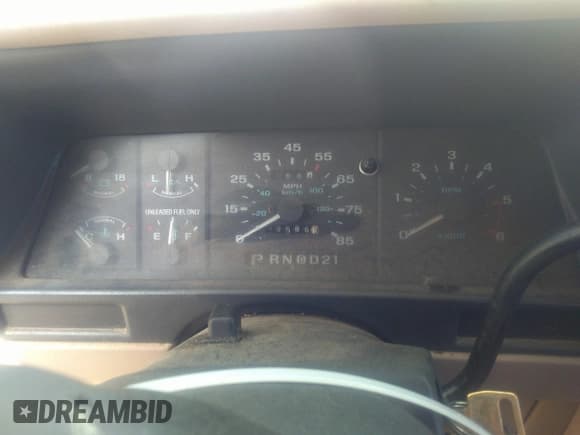 ✅ 1993 Ford Explorer Eddie Bauer • VIN: 1FMDU32X0PUD64046 • Lot: 42295787. Listed on IAAI with 59,586 mi. Free auction sales archive from the USA and detailed vehicle history report at DreamBid. Image 7.