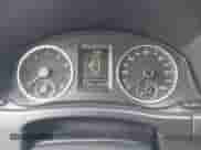 2013 Volkswagen Tiguan SE z VIN WVGAV7AX6DW544544, wystawiony jako IAAI lot #42362914 z przebiegiem 119 754 mil mil oraz . Historia ofert i sprzedaży dostępna na DreamBid. Obrazek 7.