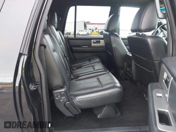 ✅ 2015 Ford Expedition Max XLT • VIN: 1FMJK1JT9FEF50821 • Lot: 43715316. Wystawiony na IAAI z przebiegiem 157 518 mil. Bezpłatny archiwum sprzedaży aukcyjnych z USA i szczegółowy raport historii pojazdu na DreamBid. Zdjęcie 8.