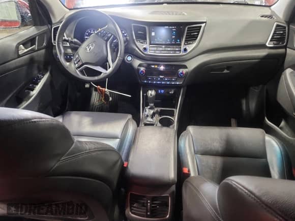 2018 Hyundai Tucson Limited z VIN KM8J3CA23JU831382, wystawiony jako Copart lot #81015585 z przebiegiem 214 735 mil mil oraz Szkoda całkowita • Salvage title. Historia ofert i sprzedaży dostępna na DreamBid. Obrazek 8.