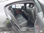 ✅ 2013 Lincoln MKS • VIN: 1LNHL9DK3DG607075 • Lot: 43923231. Listed on IAAI with 122,971 mi. Free auction sales archive from the USA and detailed vehicle history report at DreamBid. Image 8.