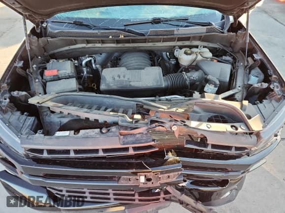 ✅ 2022 Chevrolet Silverado 1500 LT Trail Boss • VIN: 3GCPYFED9NG107136 • Lot: 90358475. Wystawiony na Copart z przebiegiem 62 544 mil. Bezpłatny archiwum sprzedaży aukcyjnych z USA i szczegółowy raport historii pojazdu na DreamBid. Zdjęcie 11.