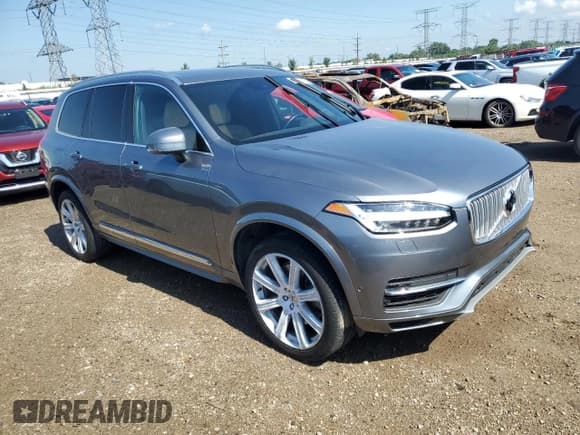 ✅ 2017 Volvo XC90 Inscription • VIN: YV4BC0PL7H1183223 • Лот: 64126845. Опубликован ранее на Copart с пробегом 109 097 миль. Бесплатный доступ к архиву аукционных продаж из США и подробный отчёт об истории автомобиля на DreamBid. Изображение 4.