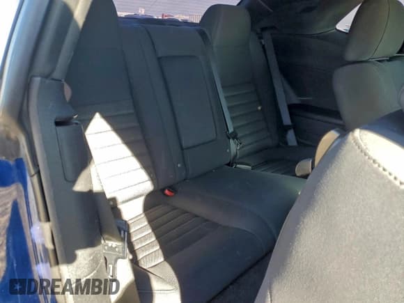 ✅ 2010 Dodge Challenger SE • VIN: 2B3CJ4DVXAH208442 • Lot: 94759925. Listed on Copart with 100,122 mi. Free auction sales archive from the USA and detailed vehicle history report at DreamBid. Image 10.