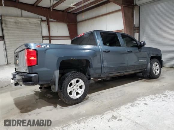 ✅ 2018 Chevrolet Silverado 1500 LT • VIN: 3GCUKREC5JG194850 • Лот: 73128324. Опубликован ранее на Copart с пробегом 125 026 миль. Бесплатный доступ к архиву аукционных продаж из США и подробный отчёт об истории автомобиля на DreamBid. Изображение 3.
