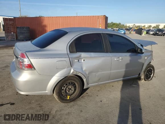 ✅ 2008 Chevrolet Aveo LS • VIN: KL1TD56688B280980 • Lot: 51821655. Wystawiony na Copart z przebiegiem 133 828 mil. Bezpłatny archiwum sprzedaży aukcyjnych z USA i szczegółowy raport historii pojazdu na DreamBid. Zdjęcie 3.