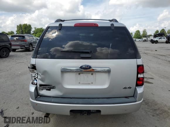✅ 2010 Ford Explorer Limited • VIN: 1FMEU7FE8AUA07841 • Lot: 65002335. Wystawiony na Copart z przebiegiem 179 383 mil. Bezpłatny archiwum sprzedaży aukcyjnych z USA i szczegółowy raport historii pojazdu na DreamBid. Zdjęcie 6.