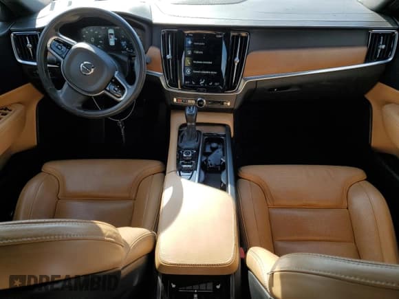✅ 2017 Volvo S90 • VIN: YV1102AL4H1009860 • Lot: 89000805. Wystawiony na Copart z przebiegiem 64 904 mil. Bezpłatny archiwum sprzedaży aukcyjnych z USA i szczegółowy raport historii pojazdu na DreamBid. Zdjęcie 8.