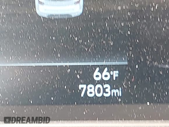 ✅ 2025 Hyundai Venue SEL • VIN: KMHRC8A32SU362179 • Lot: 43604943. Listed on IAAI with 7,803 mi. Free auction sales archive from the USA and detailed vehicle history report at DreamBid. Image 15.