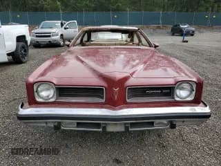✅ 1974 Pontiac Lemans • VIN: 2D37N4P117498 • Lot: 70848184. Wystawiony na Copart z przebiegiem 37 329 mil. Bezpłatny archiwum sprzedaży aukcyjnych z USA i szczegółowy raport historii pojazdu na DreamBid. Zdjęcie 5.