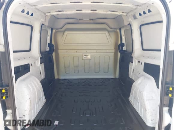 ✅ 2017 Ram ProMaster City Cargo Tradesman • VIN: ZFBERFABXH6D37479 • Lot: 43196319. Listed on IAAI with 32,428 mi. Free auction sales archive from the USA and detailed vehicle history report at DreamBid. Image 8.