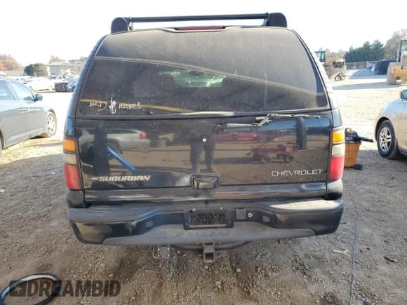 ✅ 2005 Chevrolet Suburban Z71 • VIN: 3GNFK16Z55G112125 • Лот: 82527544. Опубликован ранее на Copart с пробегом 287 591 миль. Бесплатный доступ к архиву аукционных продаж из США и подробный отчёт об истории автомобиля на DreamBid. Изображение 6.