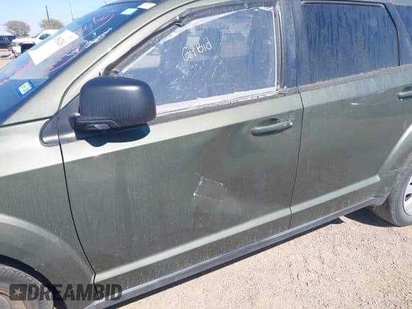 ✅ 2016 Dodge Journey SE • VIN: 3C4PDCAB1GT192711 • Lot: 43563261. Wystawiony na IAAI z przebiegiem Nie podano. Bezpłatny archiwum sprzedaży aukcyjnych z USA i szczegółowy raport historii pojazdu na DreamBid. Zdjęcie 6.