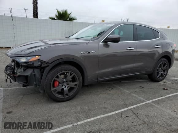 ✅ 2018 Maserati Levante • VIN: ZN661XUA7JX270207 • Lot: 55647243. Wystawiony na Copart z przebiegiem 21 557 mil. Bezpłatny archiwum sprzedaży aukcyjnych z USA i szczegółowy raport historii pojazdu na DreamBid. Zdjęcie 1.