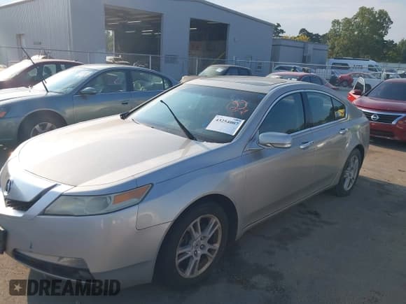 ✅ 2010 Acura TL Technology • VIN: 19UUA8F55AA023254 • Lot: 43254007. Listed on IAAI with 305,826 mi. Free auction sales archive from the USA and detailed vehicle history report at DreamBid. Image 2.