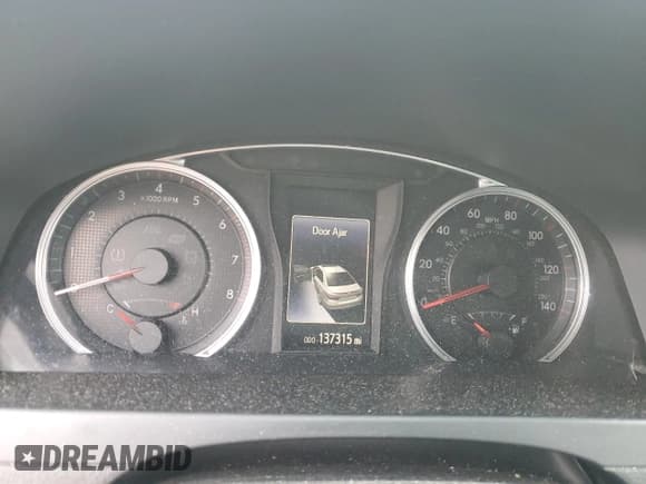 ✅ 2016 Toyota Camry SE • VIN: 4T1BF1FK1GU146072 • Lot: 93101515. Listed on Copart with 137,315 mi. Free auction sales archive from the USA and detailed vehicle history report at DreamBid. Image 9.