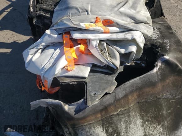 ✅ 2021 Tesla Model S Long Range • VIN: 5YJSA1E54MF455294 • Lot: 84643965. Listed on Copart with Not provided. Free auction sales archive from the USA and detailed vehicle history report at DreamBid. Image 11.