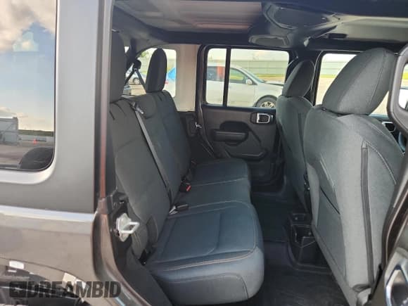 ✅ 2024 Jeep Wrangler Sport S • VIN: 1C4PJXDGXRW311649 • Лот: 69878565. Опубликован ранее на Copart с пробегом 15 699 миль. Бесплатный доступ к архиву аукционных продаж из США и подробный отчёт об истории автомобиля на DreamBid. Изображение 10.