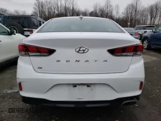 ✅ 2019 Hyundai Sonata SE • VIN: 5NPE24AF9KH781567 • Lot: 42232913. Listed on Copart with 34,154 mi. Free auction sales archive from the USA and detailed vehicle history report at DreamBid. Image 6.