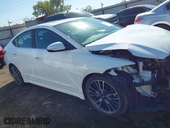 ✅ 2018 Hyundai Elantra Sport • VIN: KMHD04LB5JU555599 • Lot: 43523201. Listed on IAAI with 65,432 mi. Free auction sales archive from the USA and detailed vehicle history report at DreamBid. Image 14.